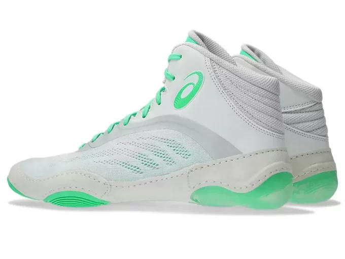 BÖLÜNMÜŞ ELİT BÖLÜNMÜŞ ELİT