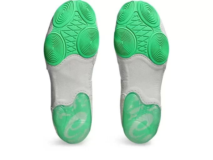 BÖLÜNMÜŞ ELİT BÖLÜNMÜŞ ELİT