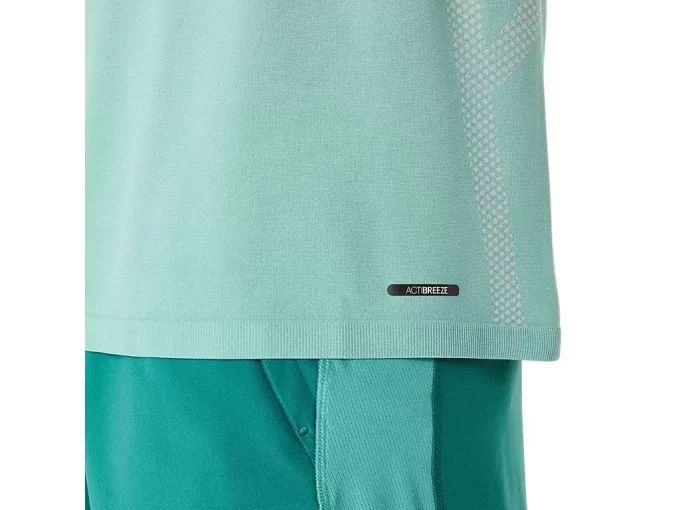 ERKEK DİKİŞSİZ KISA KOLLU ÜST ERKEK DİKİŞSİZ KISA KOLLU ÜST