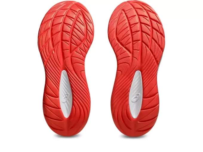 GEL-CUMULUS 27 ASICS PİST KULÜBÜ