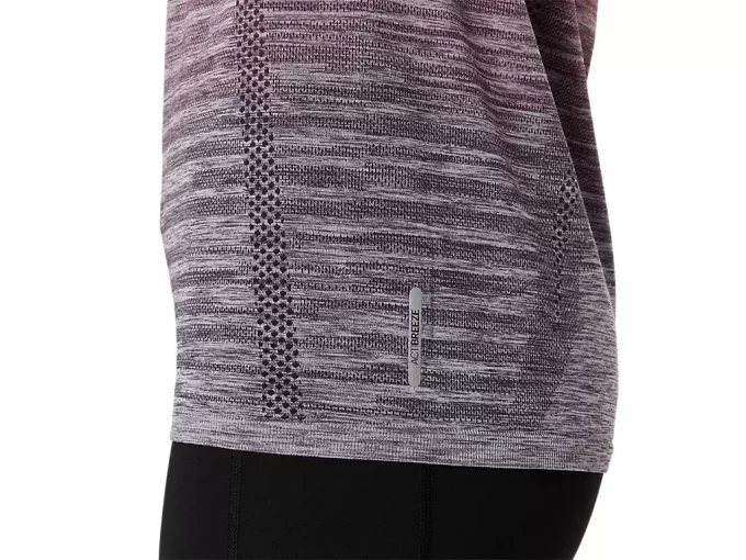 KADIN DİKİŞSİZ KISA KOLLU ÜST