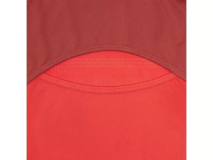 KADINLAR İÇİN MAÇ ELBİSESİ