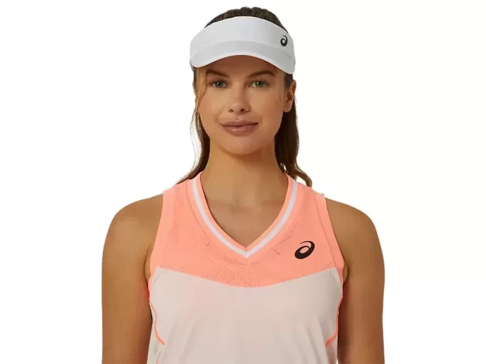 KADINLAR İÇİN MAÇ ELBİSESİ